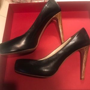 Claudia Cerruti wood heels